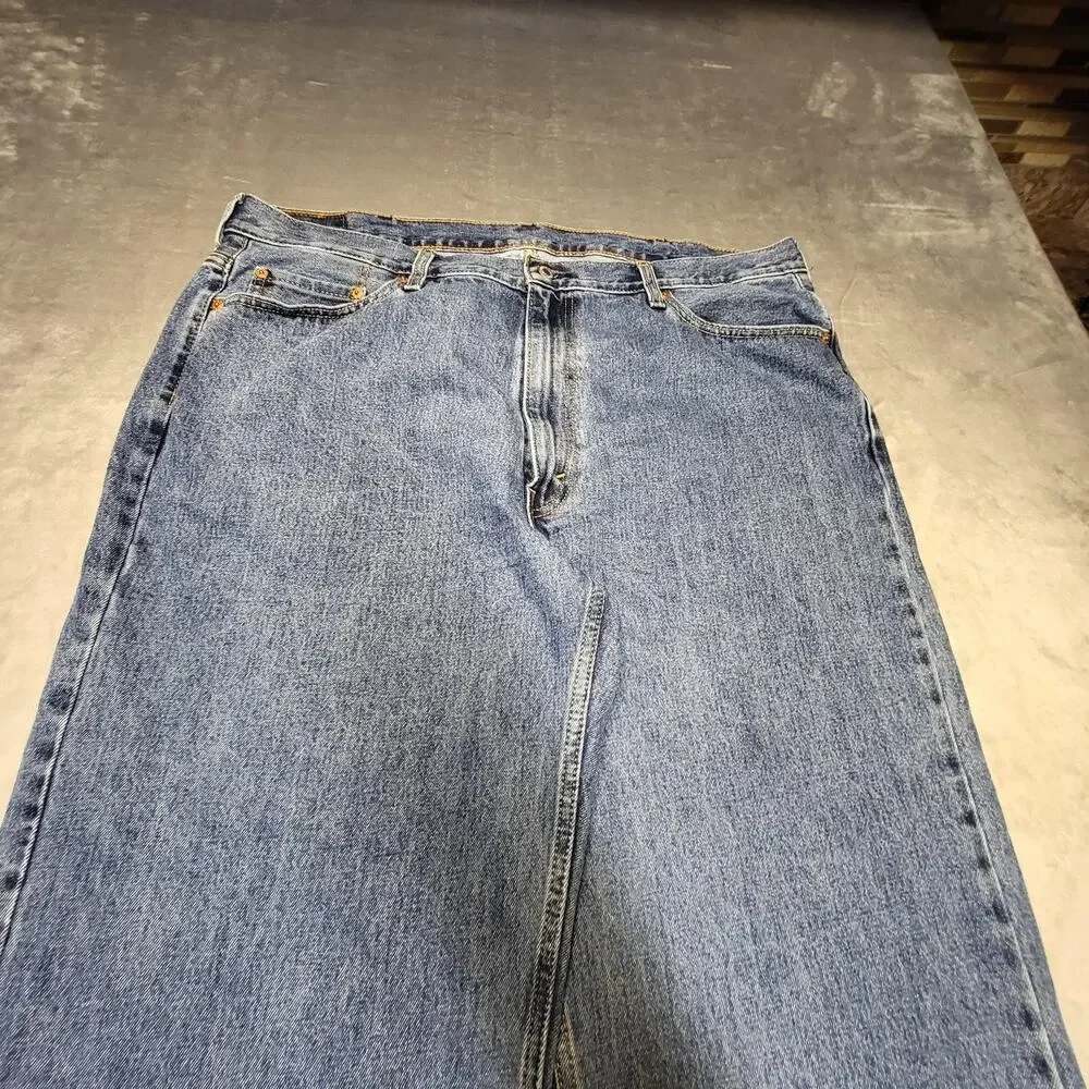 Levi's 550 Jeans Mens 44x30 Blue Straight Relaxed Denim Medium Wash Pockets